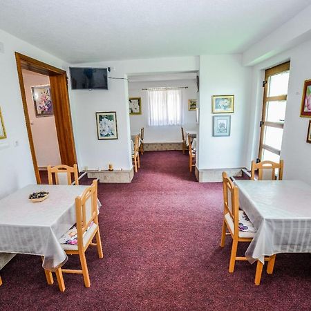 Sixteen Lakes Guest House 2 Jezerce Eksteriør billede